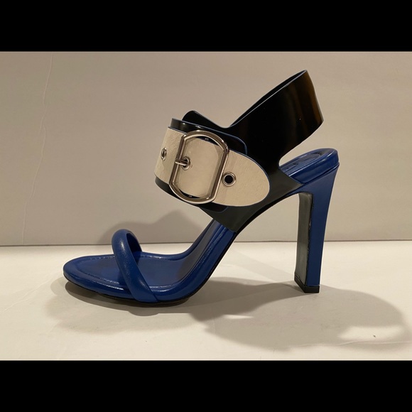 BCBGMaxAzria Nell sandals Heels black blue 6.5 - Picture 2 of 11